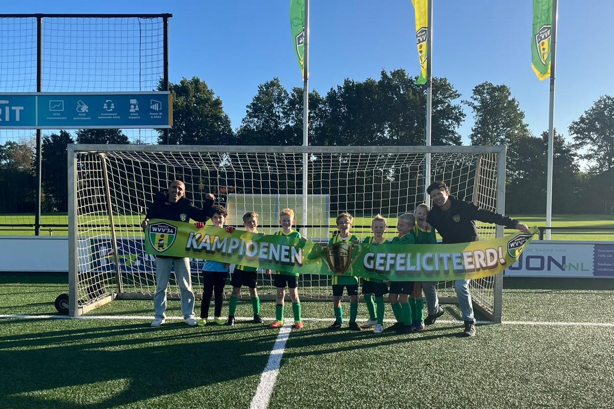 WVV'34  𝗢9-𝟭 𝗼𝗻𝗴𝗲𝘀𝗹𝗮𝗴𝗲𝗻 𝗸𝗮𝗺𝗽𝗶𝗼𝗲𝗻 𝘃𝗮𝗻 𝗱𝗲 𝗲𝗲𝗿𝘀𝘁𝗲 𝗳𝗮𝘀𝗲!